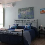 Luxara Home